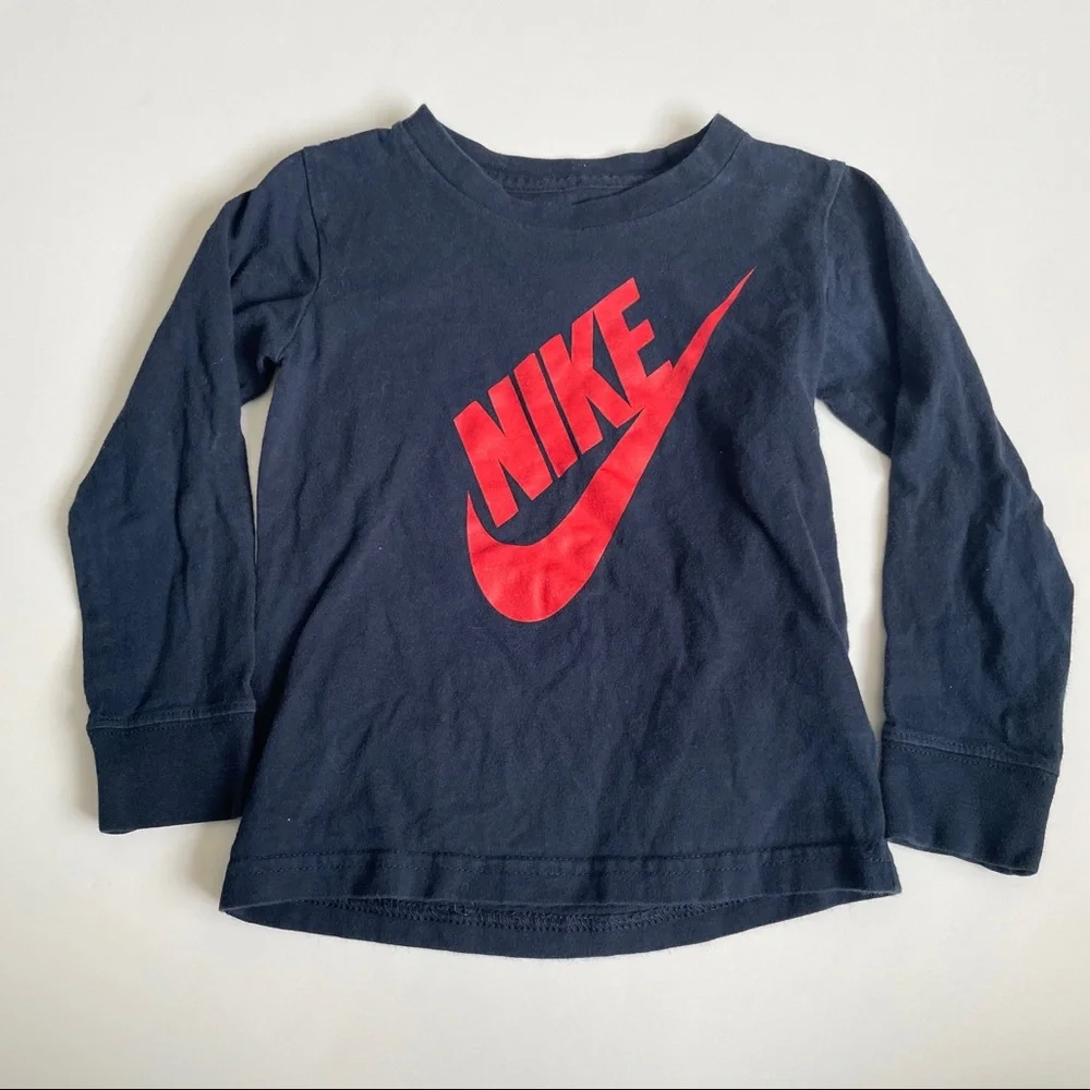 Nike tee